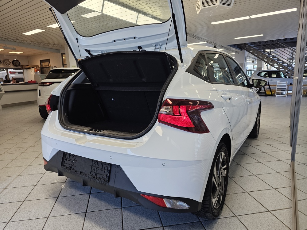 Hyundai i20  bei Hoffmann Automobile in Wolfsburg kaufen und sofort mitnehmen - Bild 2