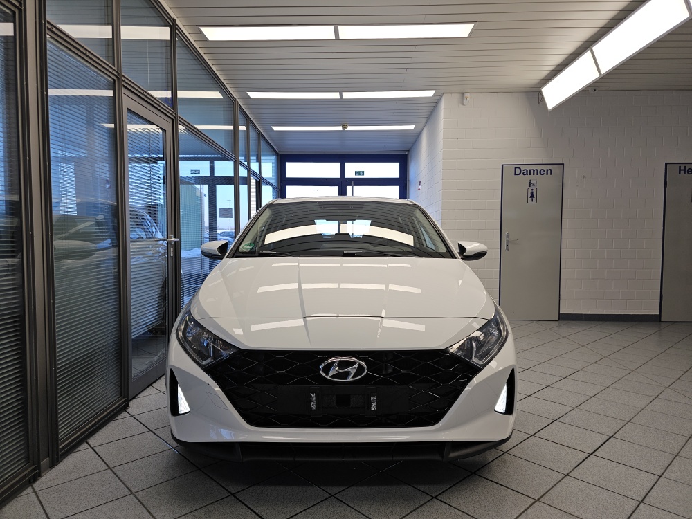 Hyundai i20  bei Hoffmann Automobile in Wolfsburg kaufen und sofort mitnehmen - Bild 24