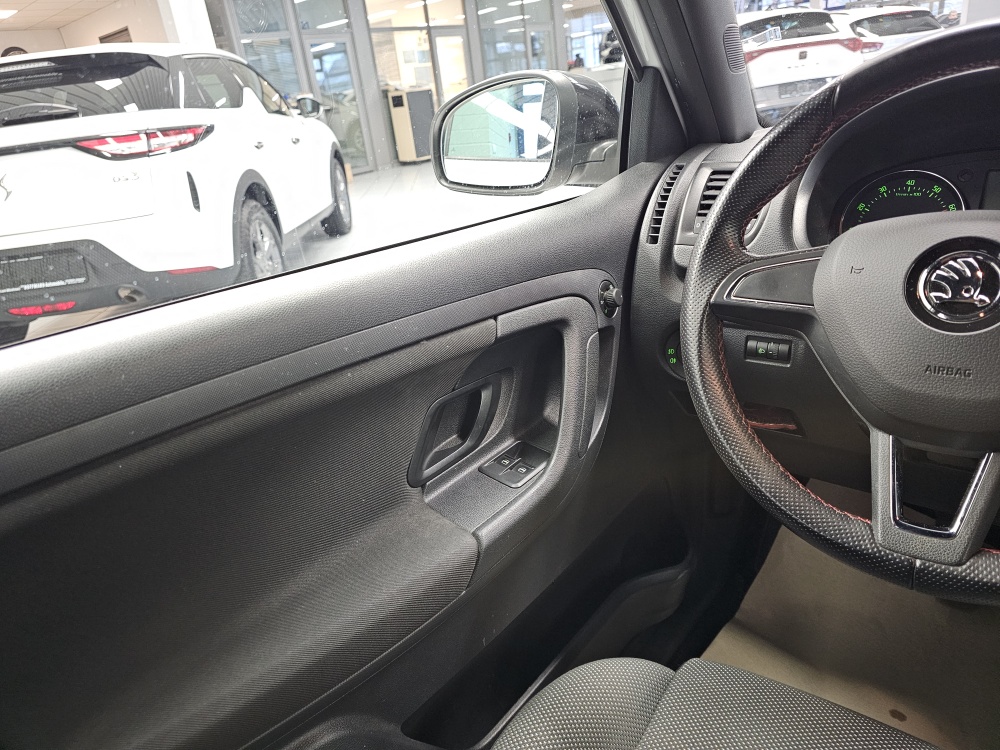 Skoda Fabia  bei Hoffmann Automobile in Wolfsburg kaufen und sofort mitnehmen - Bild 8