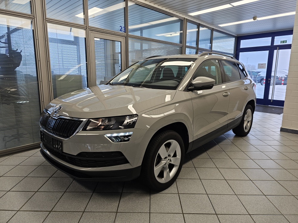 Skoda Karoq Ambition für nur 19.800,- € bei Hoffmann Automobile in Wolfsburg kaufen und sofort mitnehmen