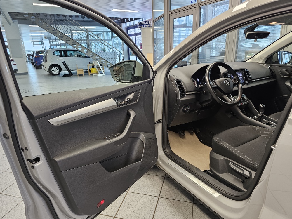 Skoda Karoq  bei Hoffmann Automobile in Wolfsburg kaufen und sofort mitnehmen - Bild 24