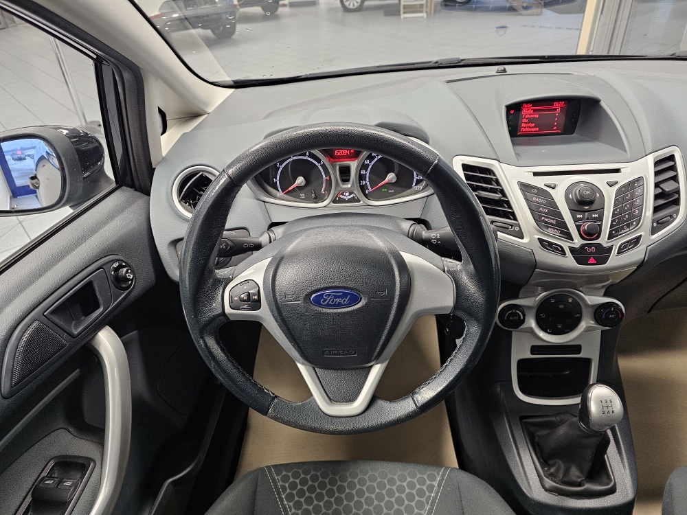 Ford Fiesta  bei Hoffmann Automobile in Wolfsburg kaufen und sofort mitnehmen - Bild 11