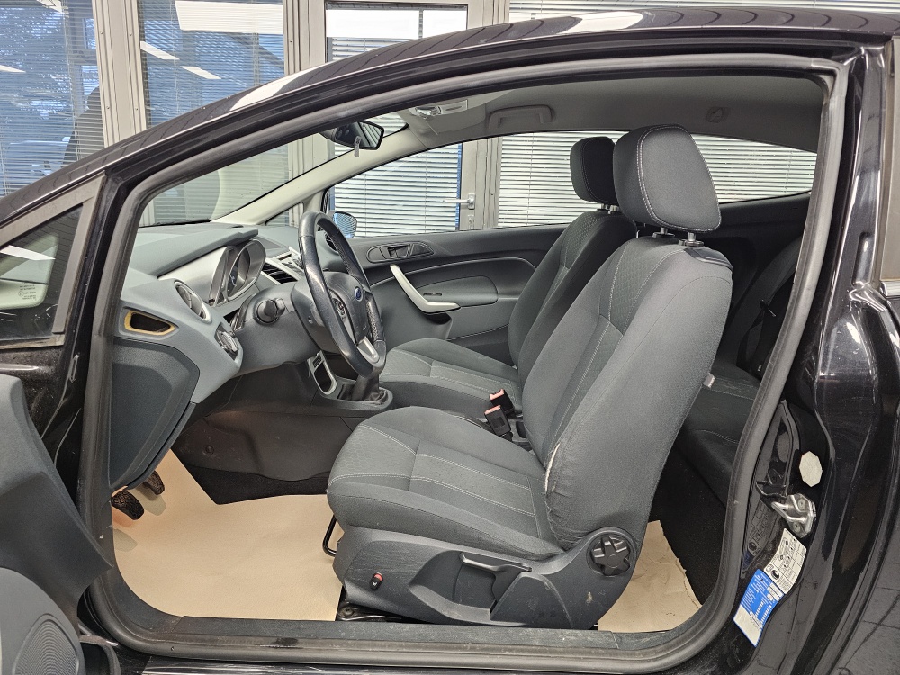 Ford Fiesta  bei Hoffmann Automobile in Wolfsburg kaufen und sofort mitnehmen - Bild 14