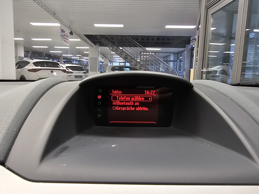 Ford Fiesta  bei Hoffmann Automobile in Wolfsburg kaufen und sofort mitnehmen - Bild 8