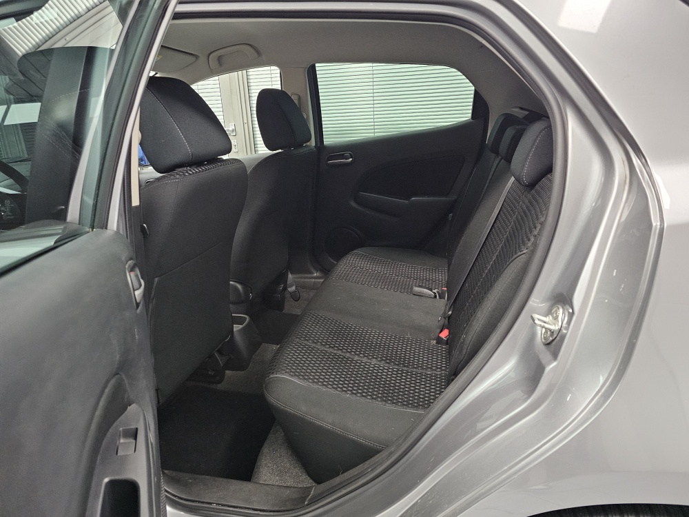 Mazda 2  bei Hoffmann Automobile in Wolfsburg kaufen und sofort mitnehmen - Bild 6