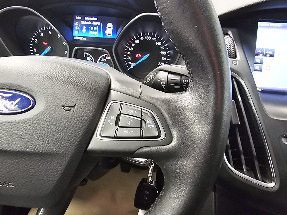 Ford Focus Turnier  bei Hoffmann Automobile in Wolfsburg kaufen und sofort mitnehmen - Bild 12