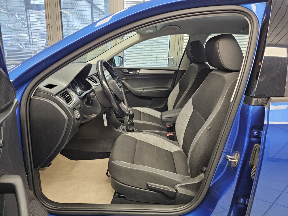 Skoda Rapid Spaceback  bei Hoffmann Automobile in Wolfsburg kaufen und sofort mitnehmen - Bild 14