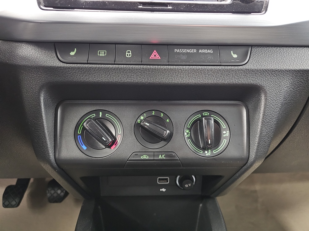 Skoda Fabia  bei Hoffmann Automobile in Wolfsburg kaufen und sofort mitnehmen - Bild 7