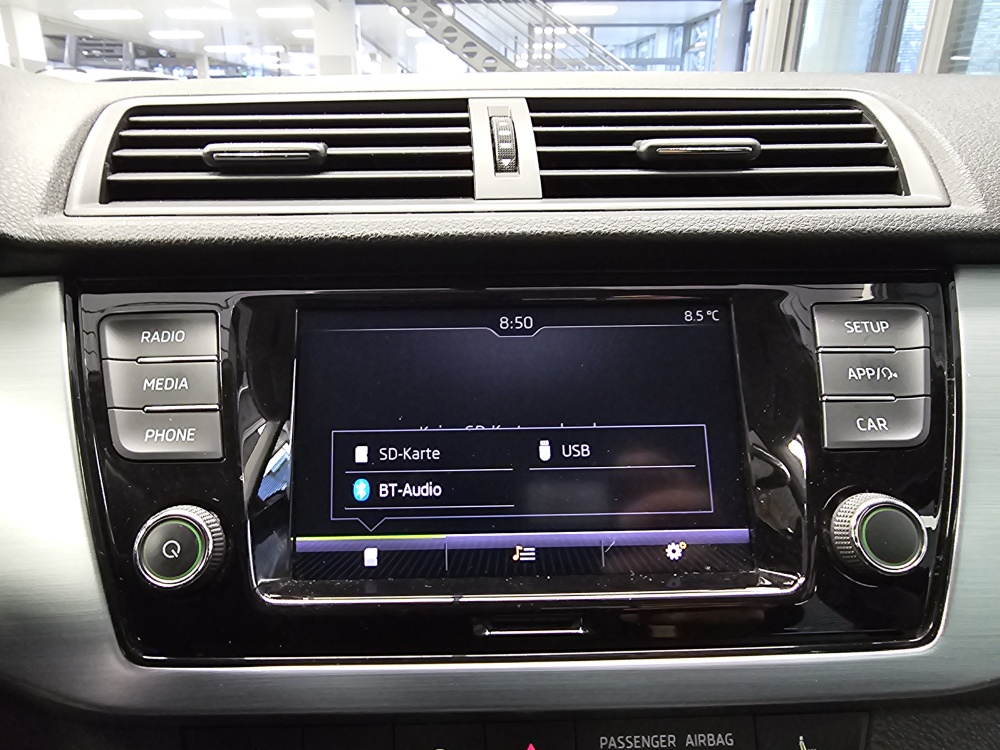 Skoda Fabia  bei Hoffmann Automobile in Wolfsburg kaufen und sofort mitnehmen - Bild 8