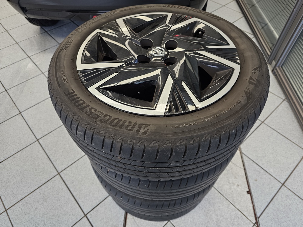 Nissan Micra  bei Hoffmann Automobile in Wolfsburg kaufen und sofort mitnehmen - Bild 3