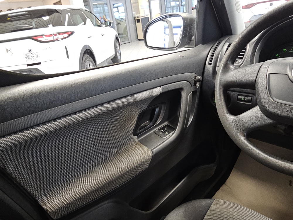 Skoda Roomster bei Hoffmann Automobile in Wolfsburg kaufen und sofort mitnehmen - Bild 10