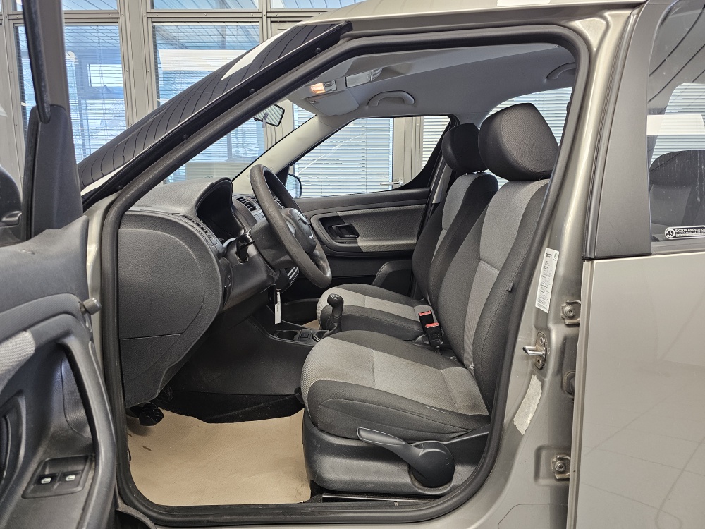 Skoda Roomster bei Hoffmann Automobile in Wolfsburg kaufen und sofort mitnehmen - Bild 13