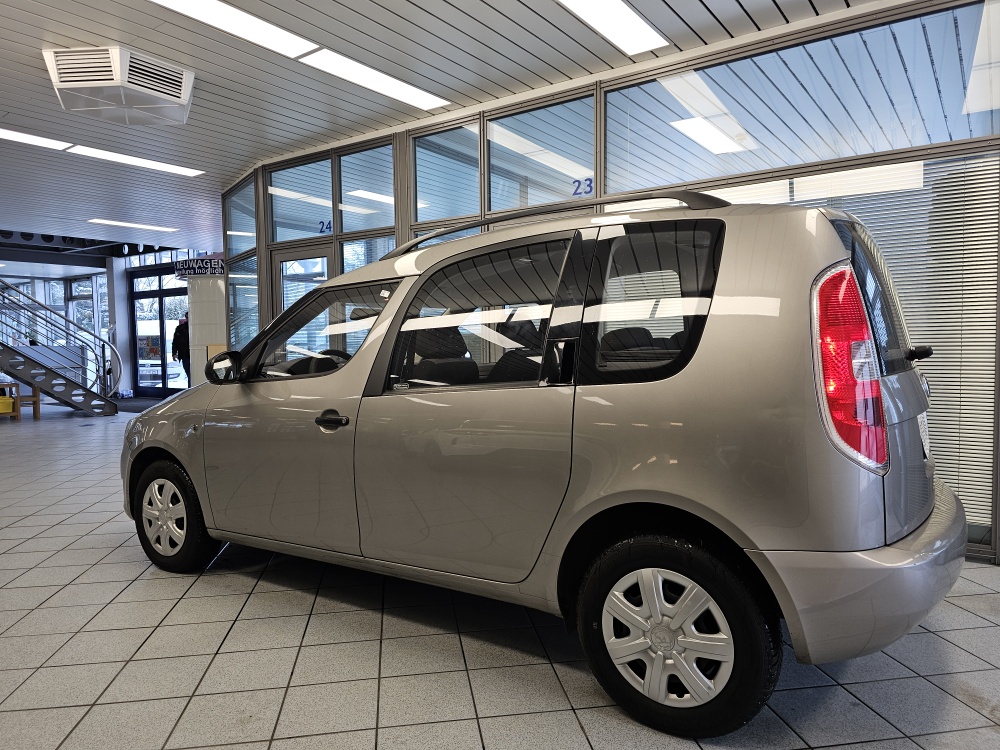 Skoda Roomster bei Hoffmann Automobile in Wolfsburg kaufen und sofort mitnehmen - Bild 15