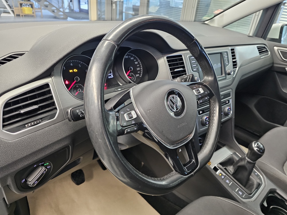 VW Golf Sportsvan  bei Hoffmann Automobile in Wolfsburg kaufen und sofort mitnehmen - Bild 18