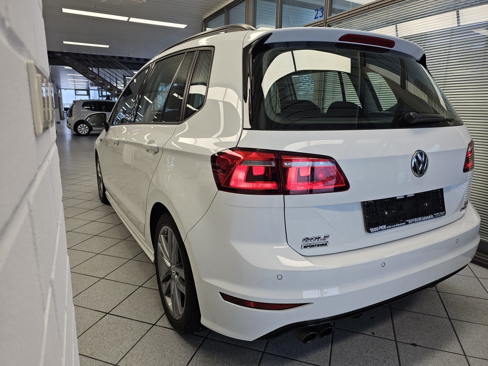 VW Golf Sportsvan  bei Hoffmann Automobile in Wolfsburg kaufen und sofort mitnehmen - Bild 5