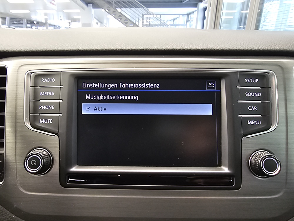 VW Golf Sportsvan  bei Hoffmann Automobile in Wolfsburg kaufen und sofort mitnehmen - Bild 9