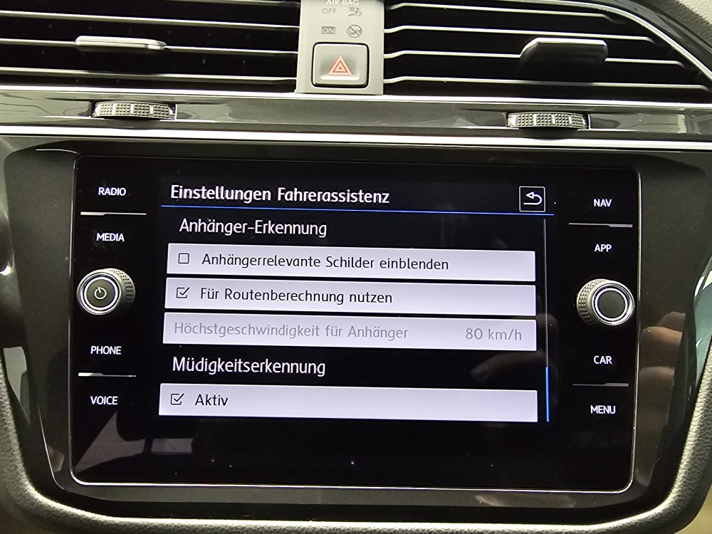 VW Tiguan  bei Hoffmann Automobile in Wolfsburg kaufen und sofort mitnehmen - Bild 16