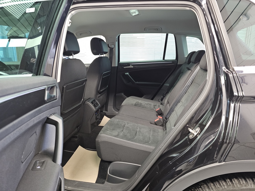 VW Tiguan  bei Hoffmann Automobile in Wolfsburg kaufen und sofort mitnehmen - Bild 5