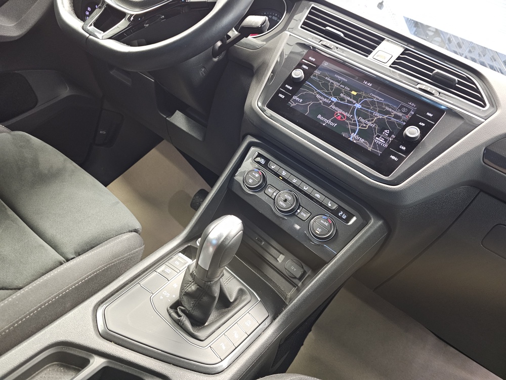 VW Tiguan  bei Hoffmann Automobile in Wolfsburg kaufen und sofort mitnehmen - Bild 7