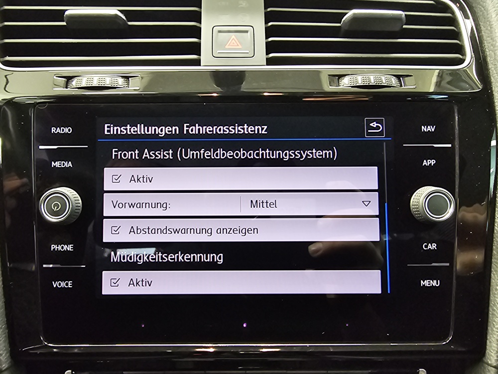 VW Golf  bei Hoffmann Automobile in Wolfsburg kaufen und sofort mitnehmen - Bild 14