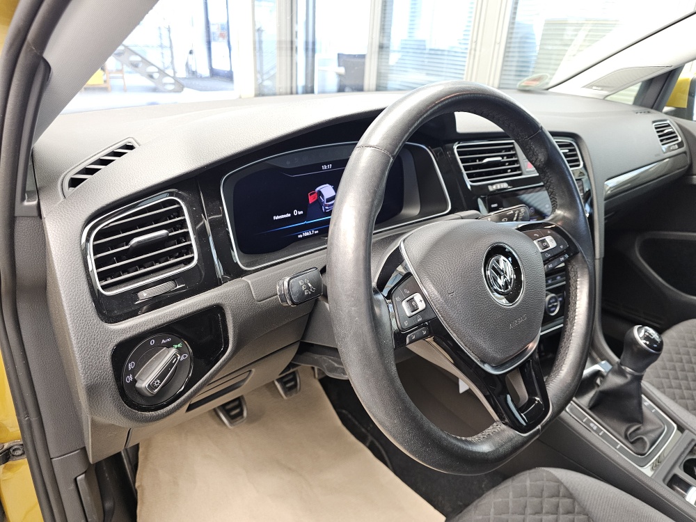 VW Golf  bei Hoffmann Automobile in Wolfsburg kaufen und sofort mitnehmen - Bild 21