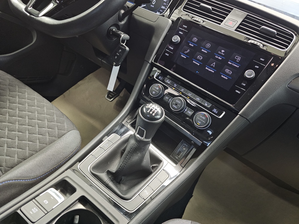 VW Golf  bei Hoffmann Automobile in Wolfsburg kaufen und sofort mitnehmen - Bild 6