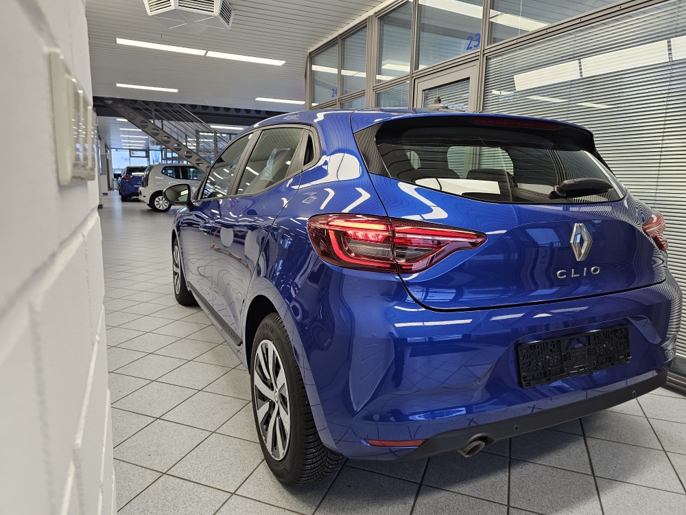 Renault Clio  bei Hoffmann Automobile in Wolfsburg kaufen und sofort mitnehmen - Bild 3