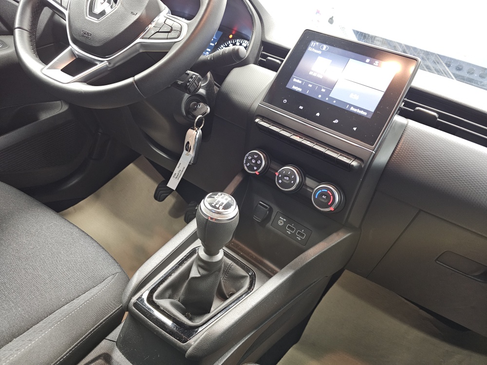 Renault Clio  bei Hoffmann Automobile in Wolfsburg kaufen und sofort mitnehmen - Bild 6