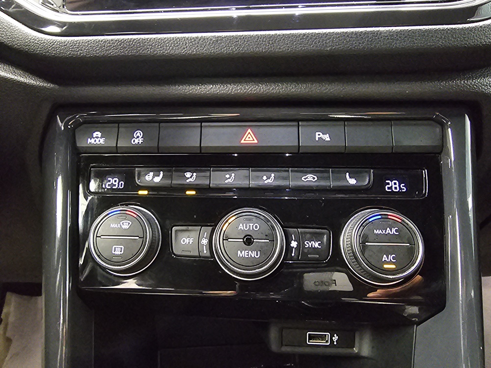 VW T-Roc  bei Hoffmann Automobile in Wolfsburg kaufen und sofort mitnehmen - Bild 10