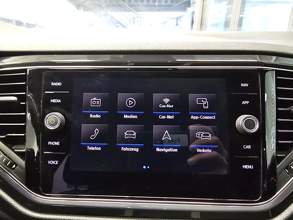 VW T-Roc  bei Hoffmann Automobile in Wolfsburg kaufen und sofort mitnehmen - Bild 11