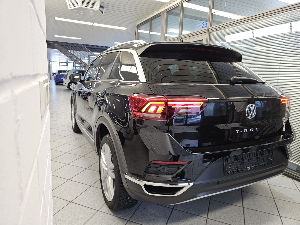 VW T-Roc  bei Hoffmann Automobile in Wolfsburg kaufen und sofort mitnehmen - Bild 6
