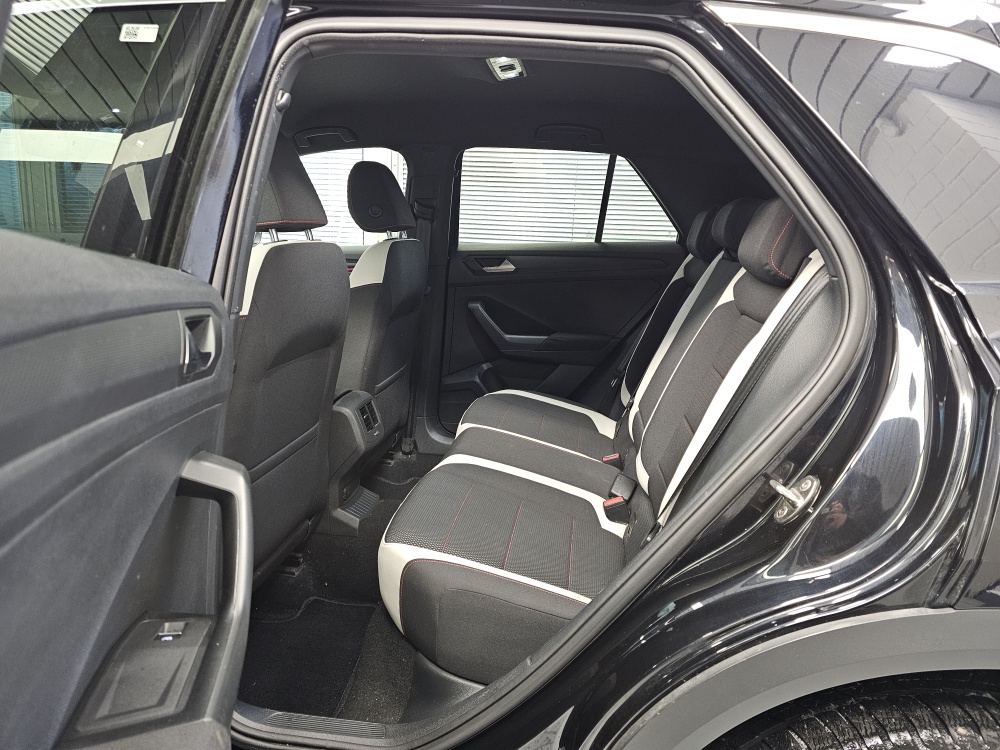 VW T-Roc  bei Hoffmann Automobile in Wolfsburg kaufen und sofort mitnehmen - Bild 7