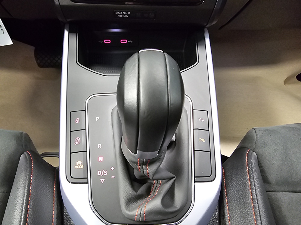 Seat Arona  bei Hoffmann Automobile in Wolfsburg kaufen und sofort mitnehmen - Bild 10