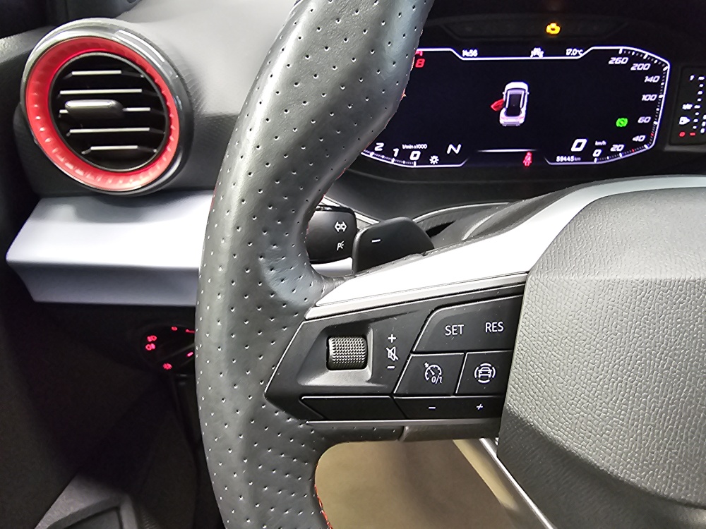 Seat Arona  bei Hoffmann Automobile in Wolfsburg kaufen und sofort mitnehmen - Bild 21