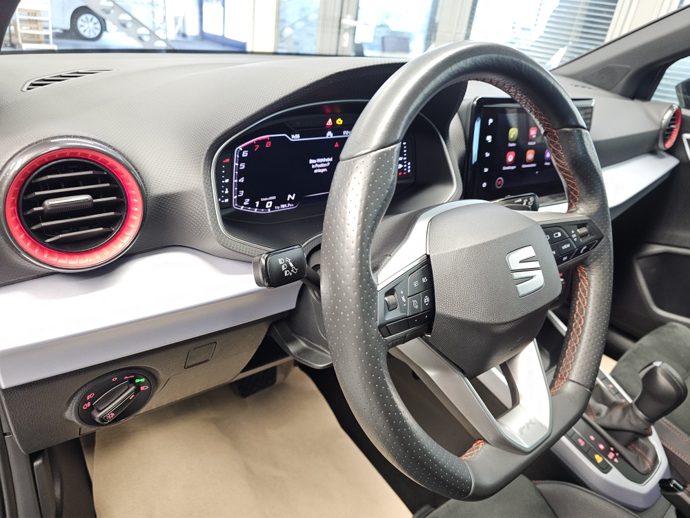 Seat Arona  bei Hoffmann Automobile in Wolfsburg kaufen und sofort mitnehmen - Bild 24