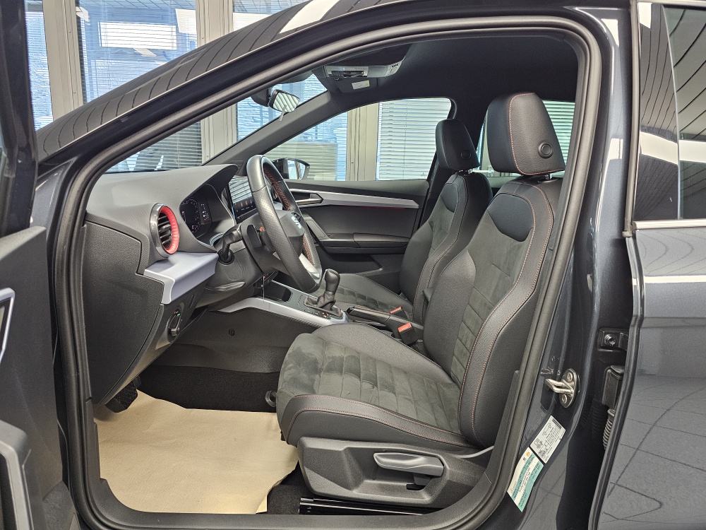 Seat Arona  bei Hoffmann Automobile in Wolfsburg kaufen und sofort mitnehmen - Bild 25