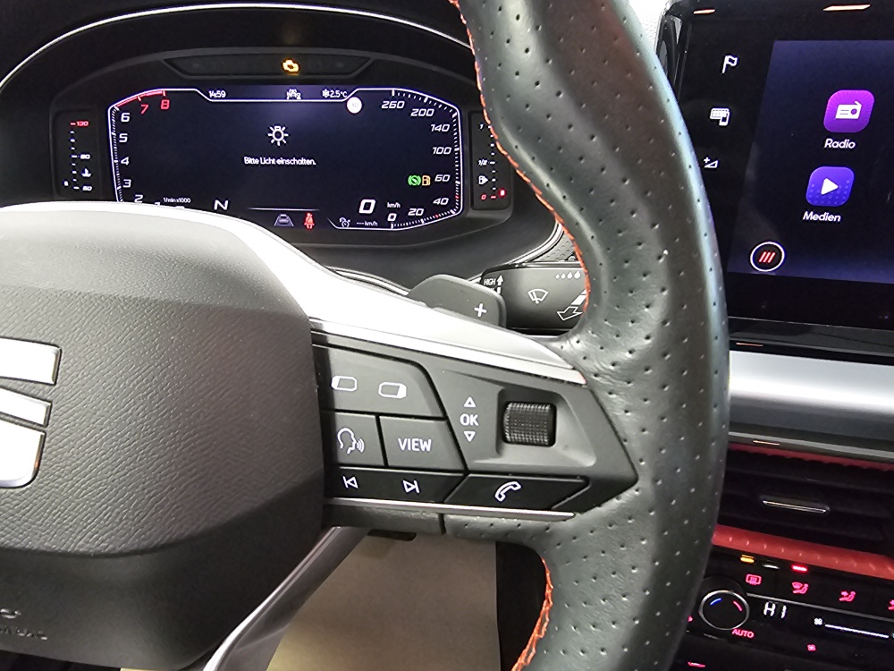 Seat Arona  bei Hoffmann Automobile in Wolfsburg kaufen und sofort mitnehmen - Bild 23