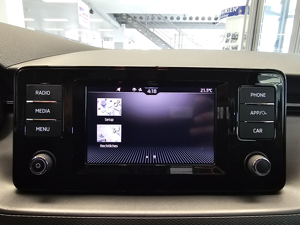 Skoda Scala bei Hoffmann Automobile in Wolfsburg kaufen und sofort mitnehmen - Bild 12