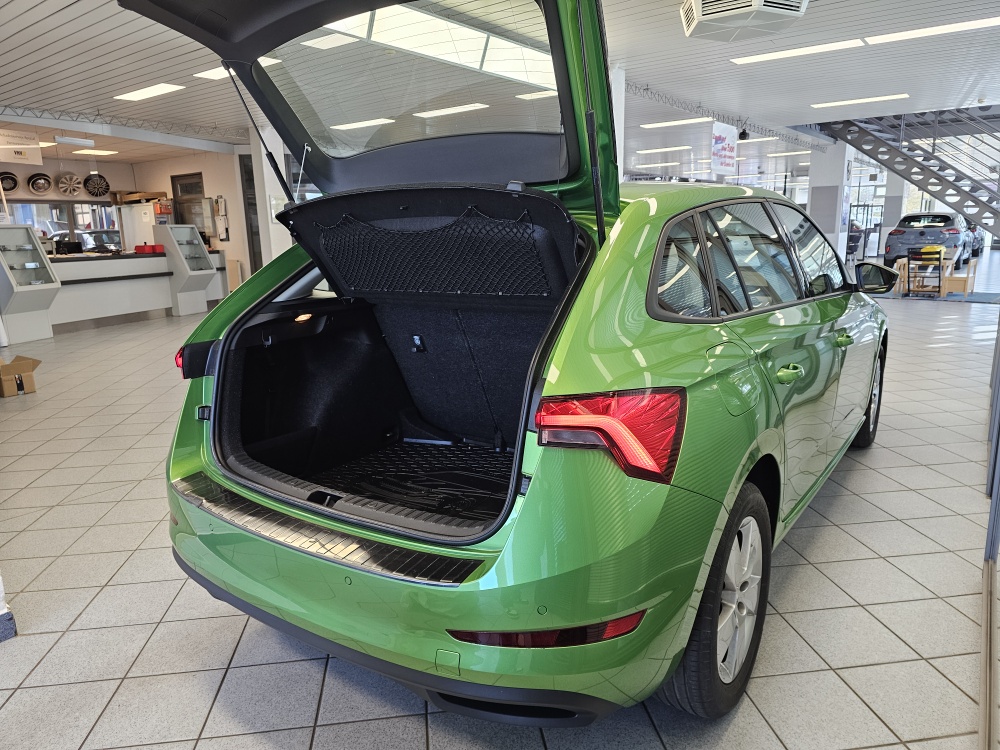 Skoda Scala bei Hoffmann Automobile in Wolfsburg kaufen und sofort mitnehmen - Bild 2