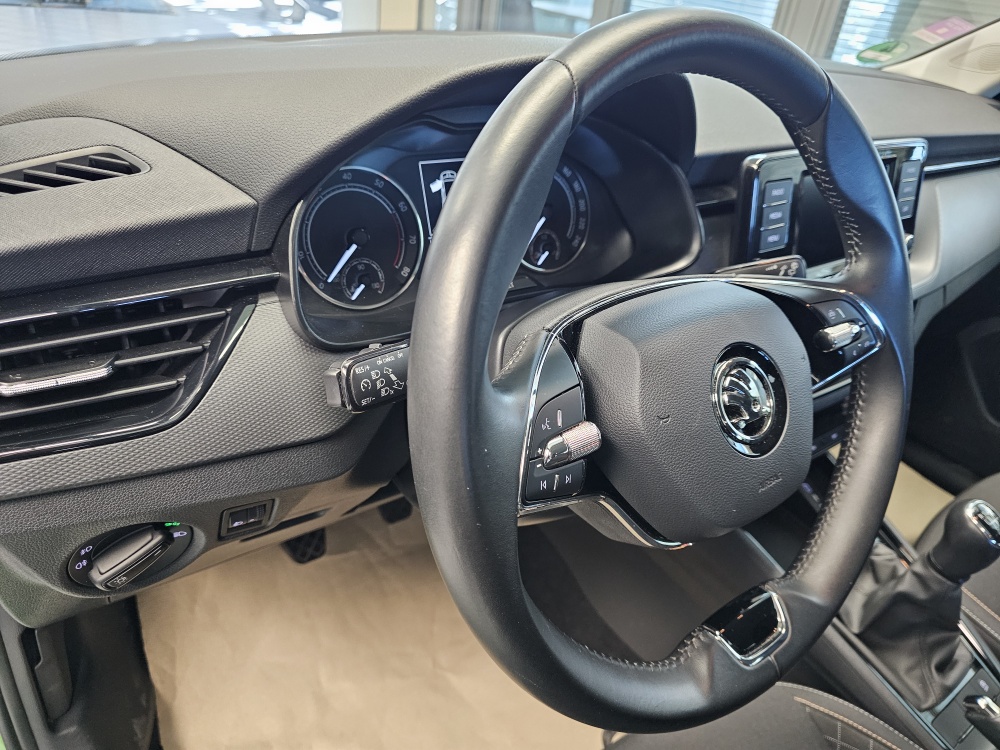 Skoda Scala bei Hoffmann Automobile in Wolfsburg kaufen und sofort mitnehmen - Bild 22