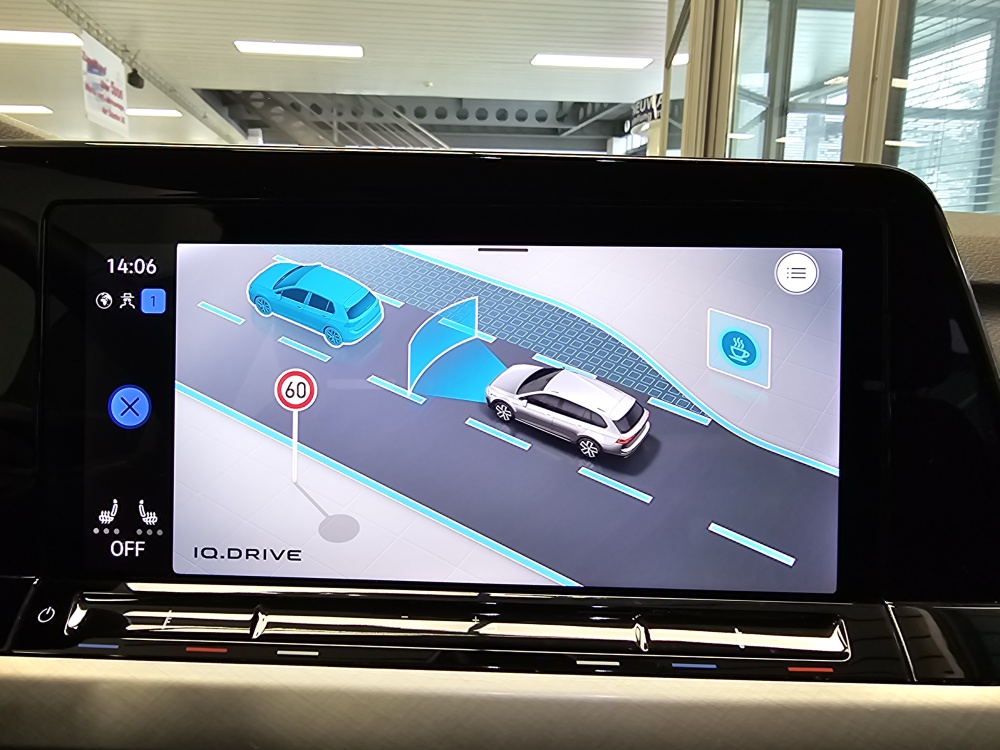 VW Golf Variant  bei Hoffmann Automobile in Wolfsburg kaufen und sofort mitnehmen - Bild 17