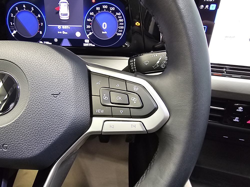 VW Golf Variant  bei Hoffmann Automobile in Wolfsburg kaufen und sofort mitnehmen - Bild 20