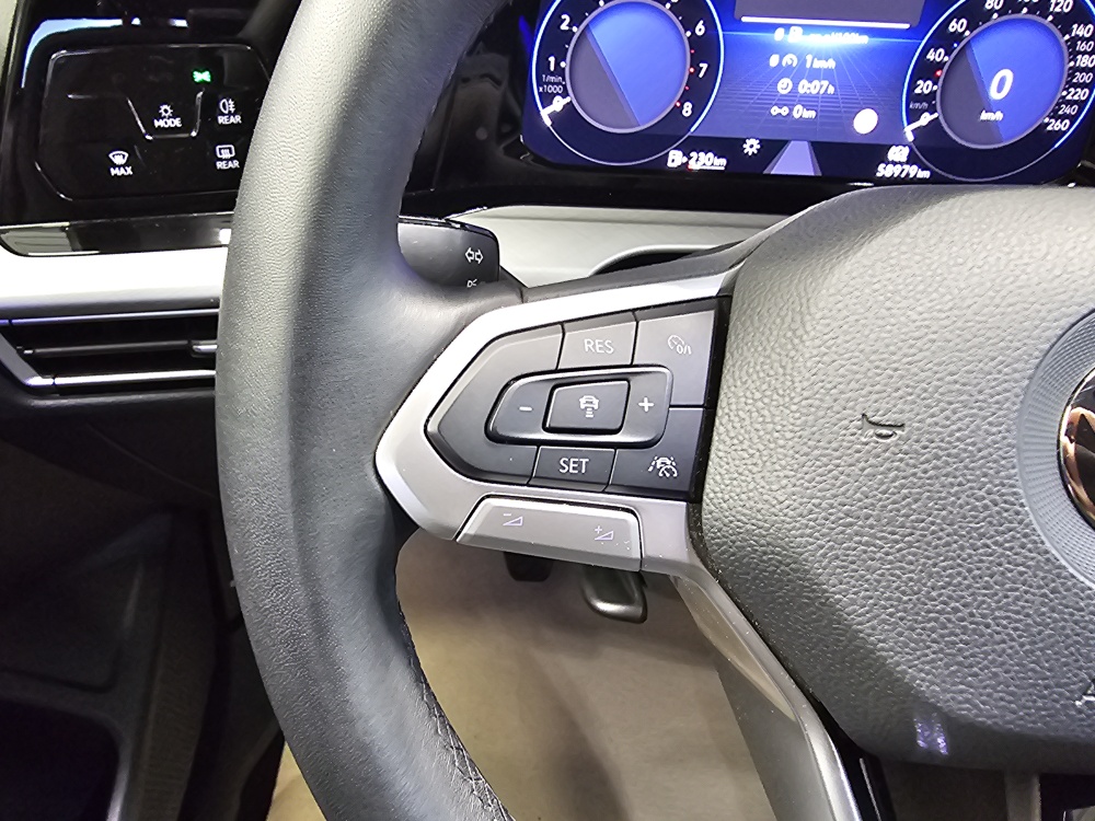 VW Golf Variant  bei Hoffmann Automobile in Wolfsburg kaufen und sofort mitnehmen - Bild 21