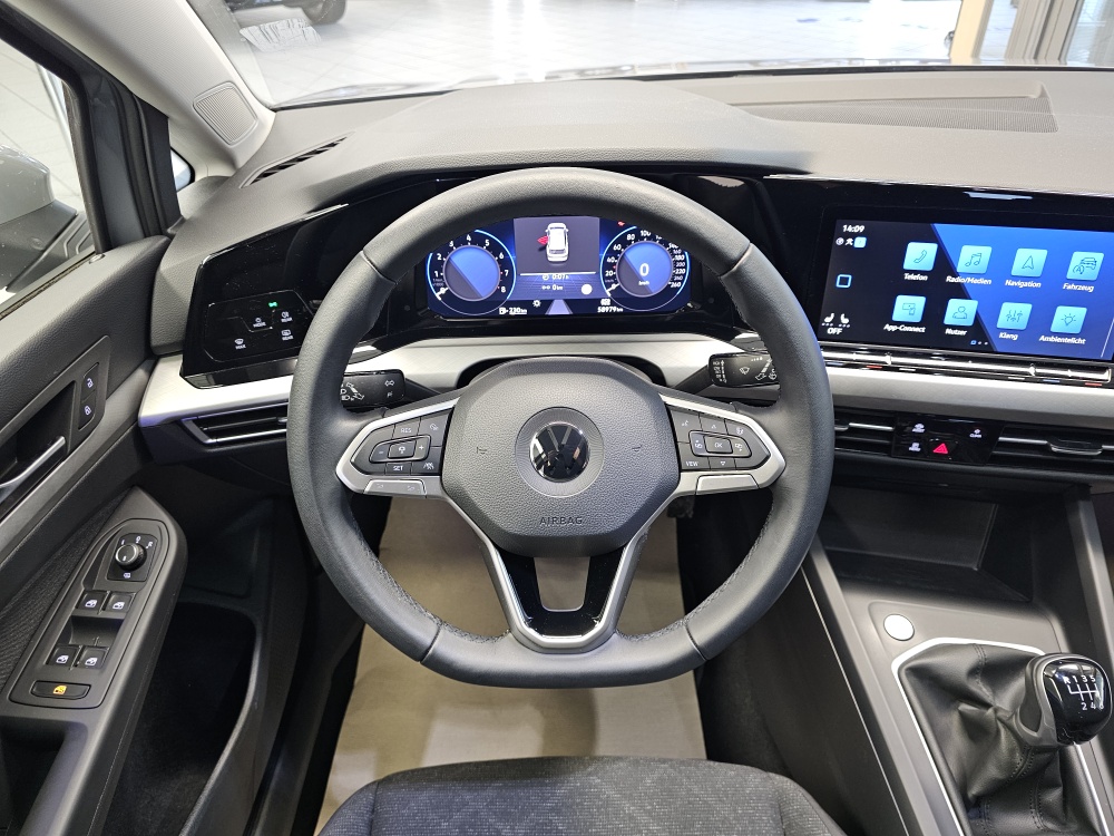 VW Golf Variant  bei Hoffmann Automobile in Wolfsburg kaufen und sofort mitnehmen - Bild 23