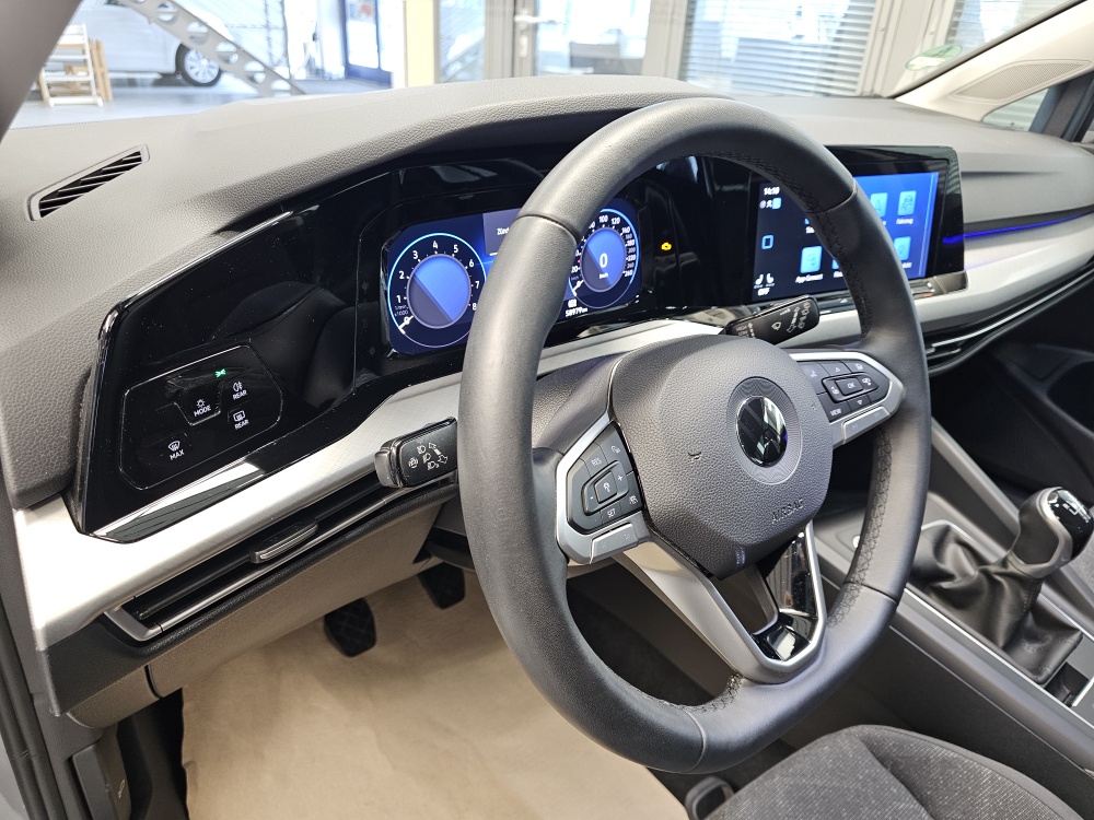 VW Golf Variant  bei Hoffmann Automobile in Wolfsburg kaufen und sofort mitnehmen - Bild 24