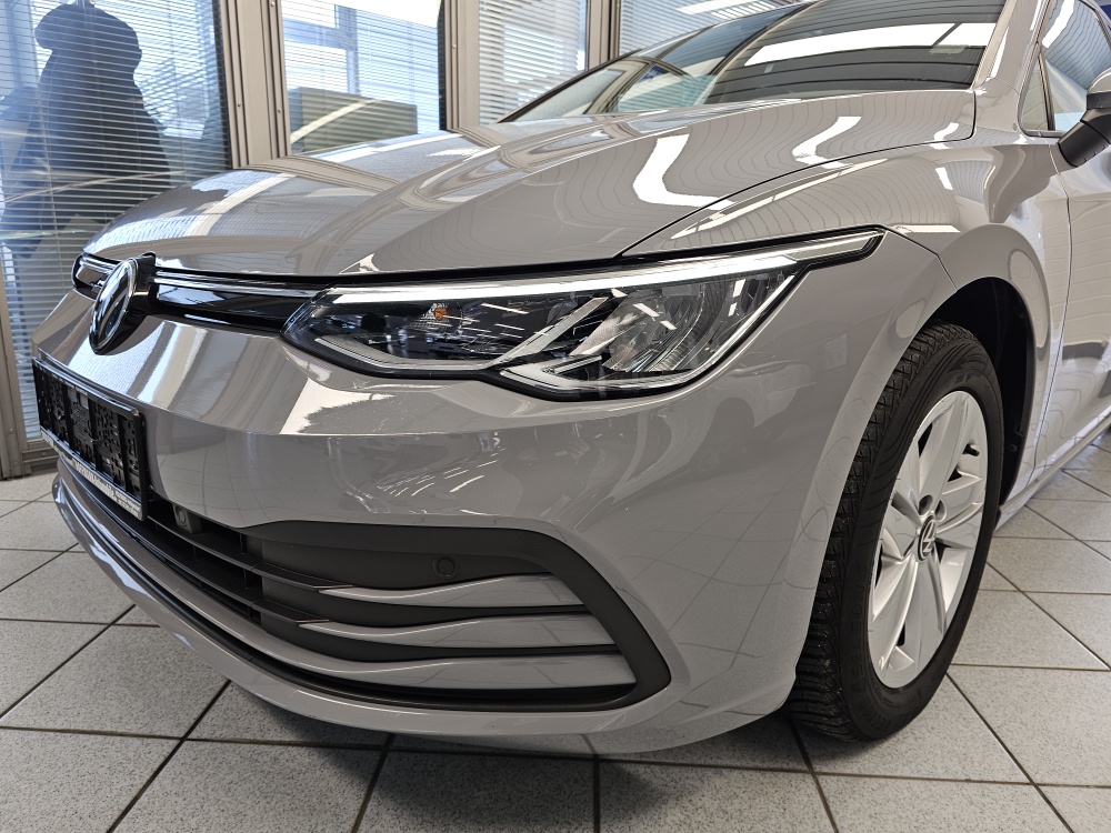 VW Golf Variant  bei Hoffmann Automobile in Wolfsburg kaufen und sofort mitnehmen - Bild 28
