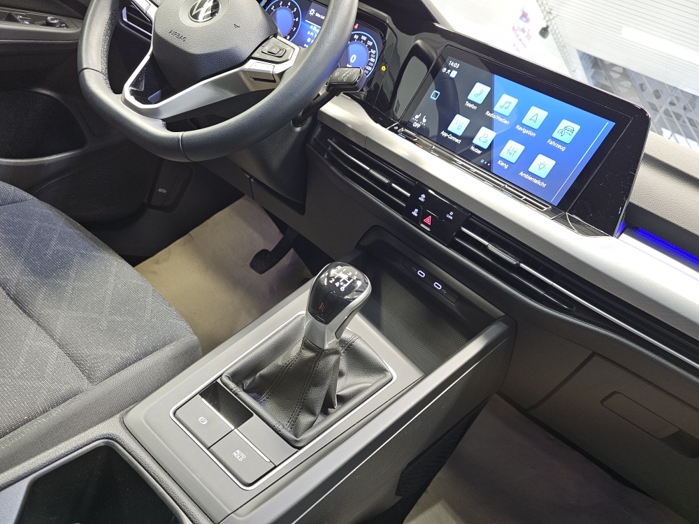 VW Golf Variant  bei Hoffmann Automobile in Wolfsburg kaufen und sofort mitnehmen - Bild 7