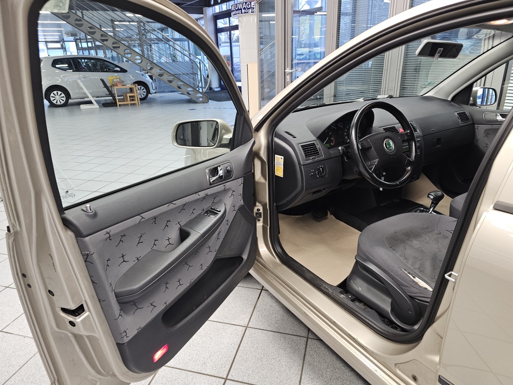 Skoda Fabia  bei Hoffmann Automobile in Wolfsburg kaufen und sofort mitnehmen - Bild 14