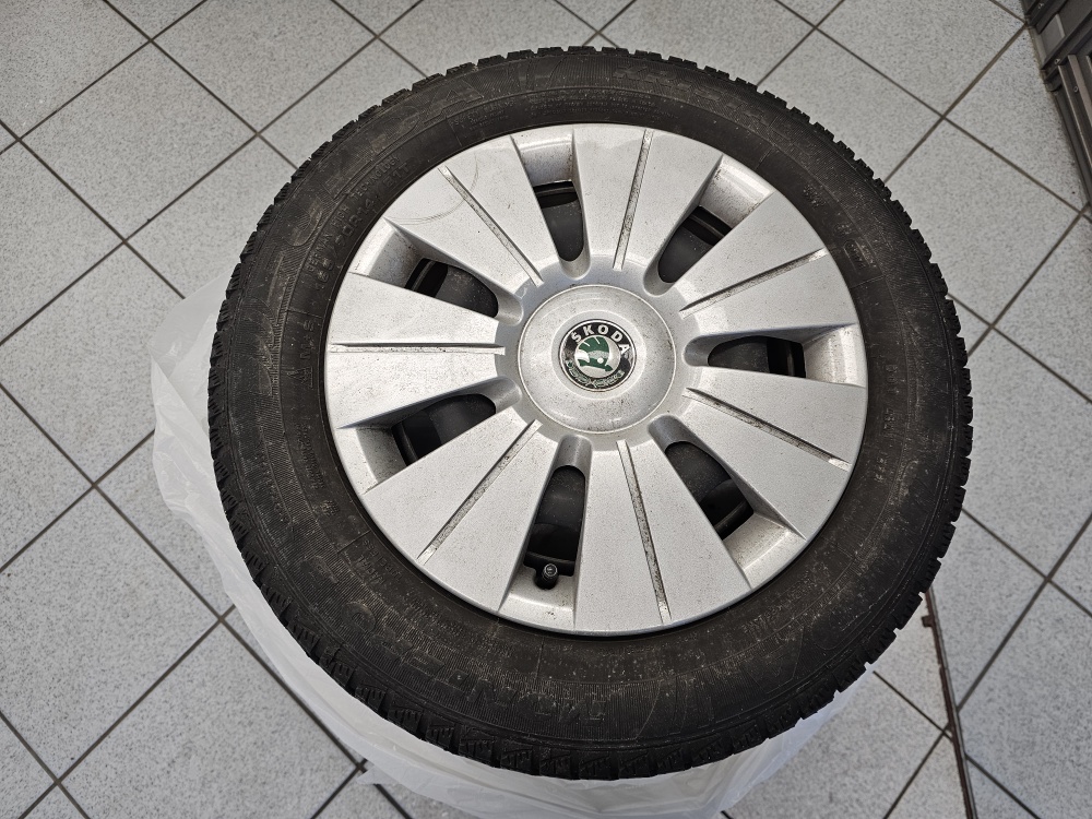 Skoda Fabia  bei Hoffmann Automobile in Wolfsburg kaufen und sofort mitnehmen - Bild 4