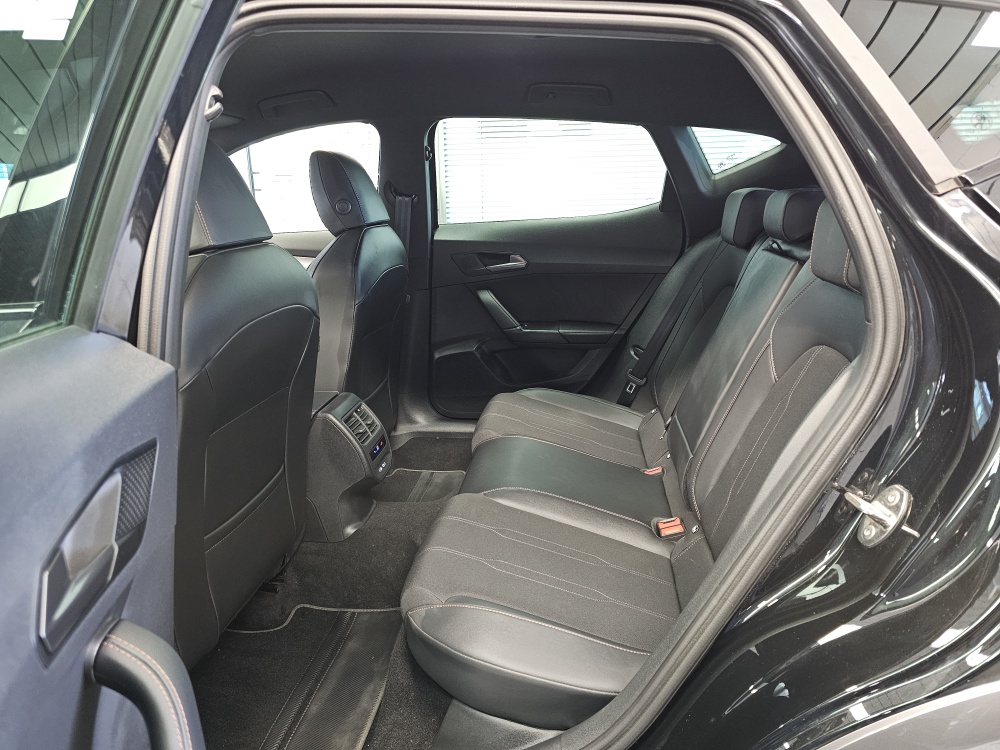 Cupra Formentor bei Hoffmann Automobile in Wolfsburg kaufen und sofort mitnehmen - Bild 6